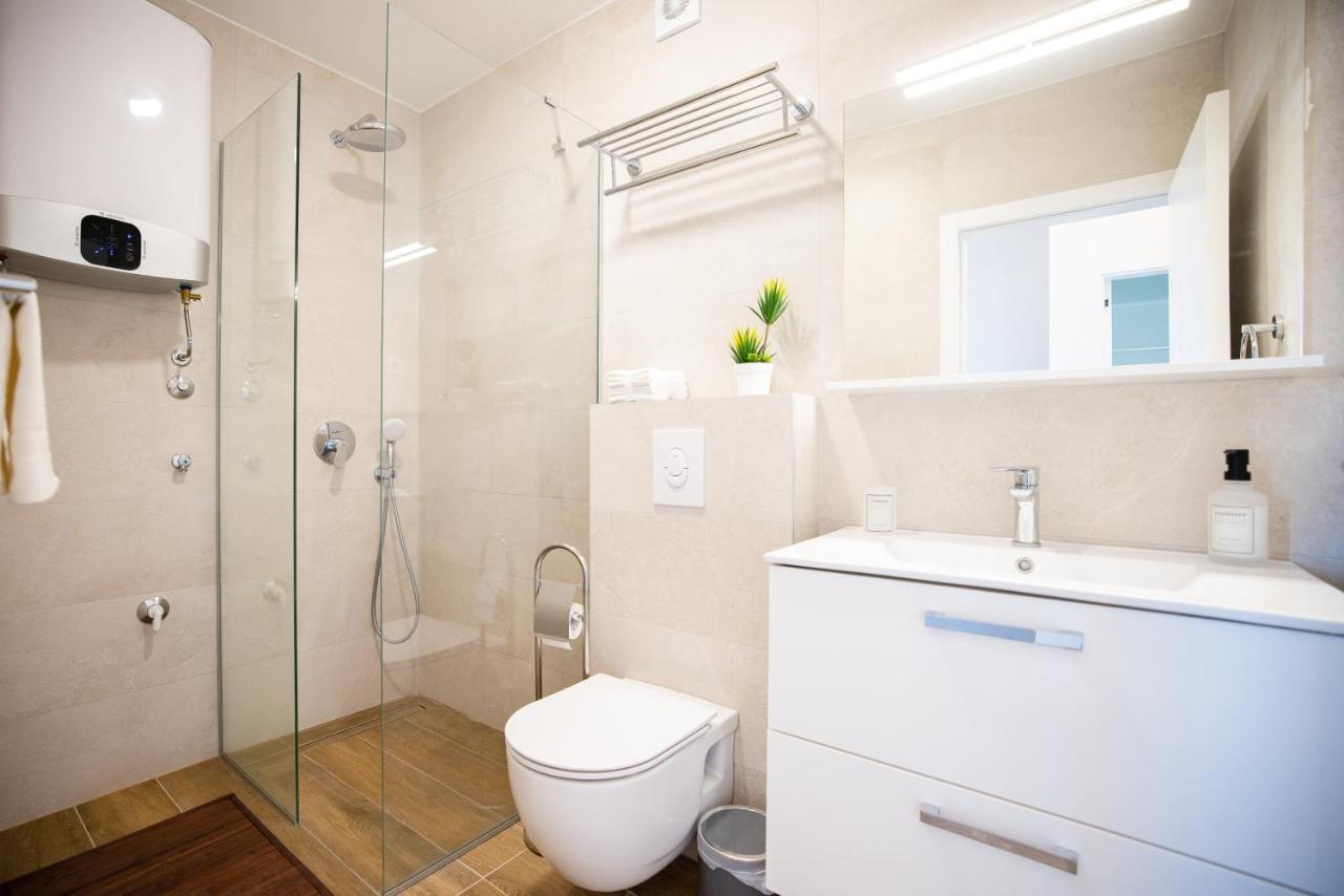 Beach Paradise 5 Stars Apartments Nin Dış mekan fotoğraf