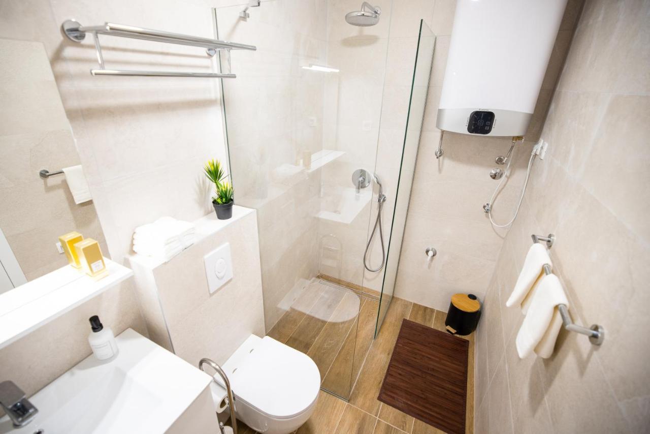 Beach Paradise 5 Stars Apartments Nin Dış mekan fotoğraf